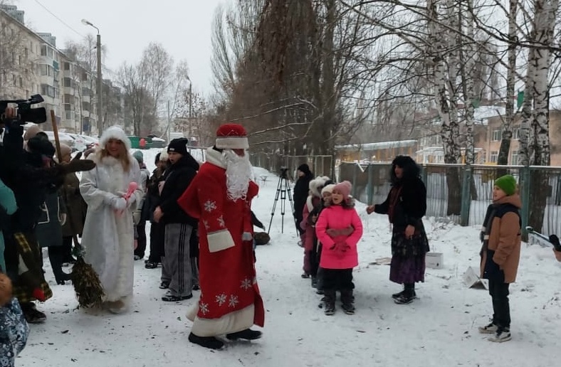 Новый год во дворе: весело и задорно!